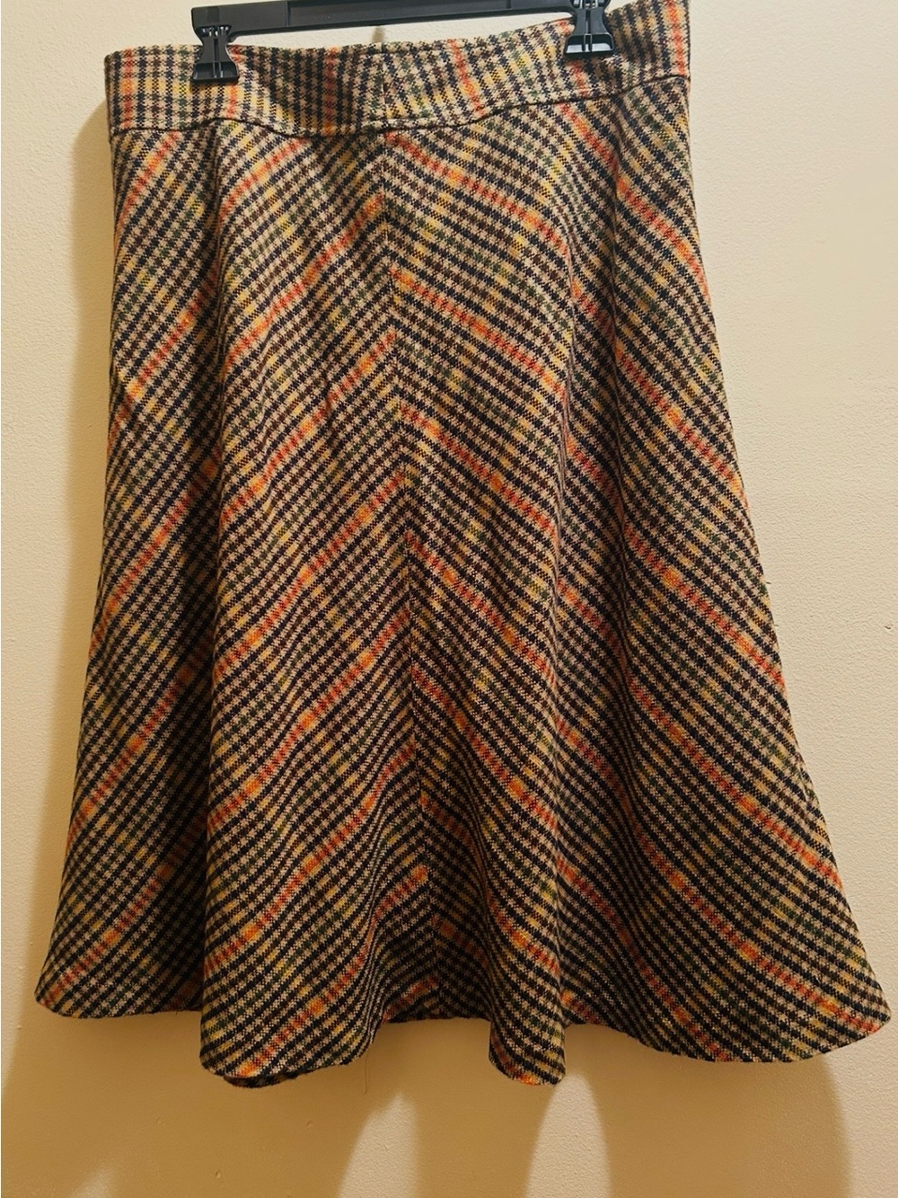 Womens Plaid A-Line Wool Blend Skirt in Tan and Black